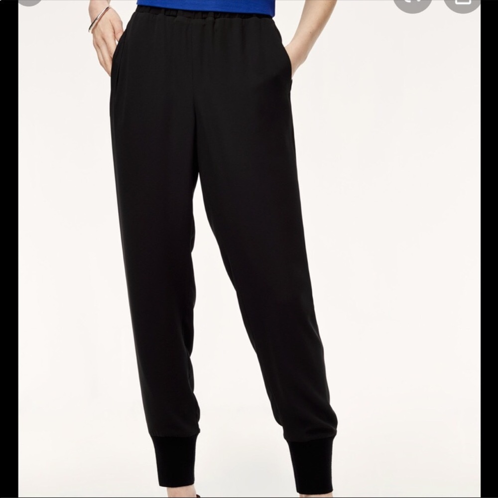 NWOT Aritzia Babaton Timo Jogger Pant-Black-Size S